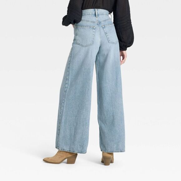 Universal Thread - Women's Highest-Rise Palazzo Wide Leg Jeans - Univ Light Wash - Picture 2 of 4